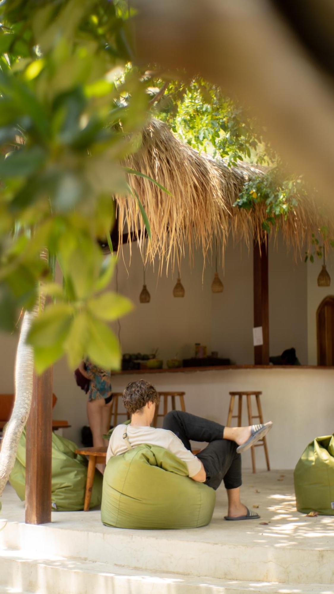 Lost Inn Kuta Capsule Hostel Εξωτερικό φωτογραφία