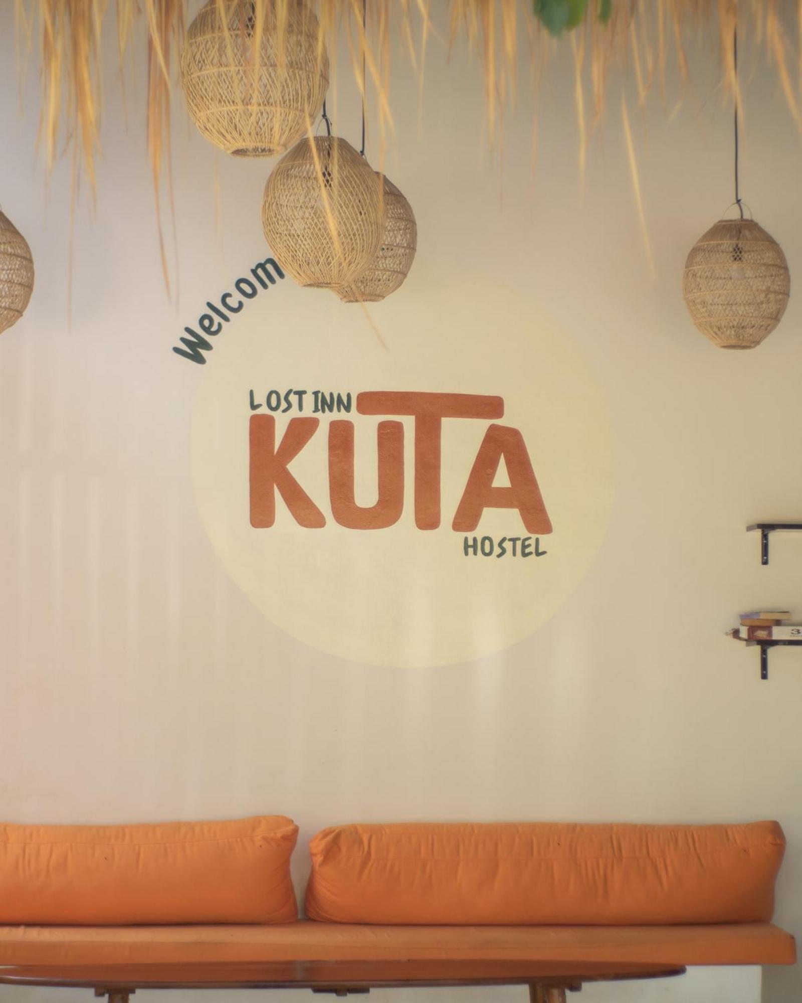 Lost Inn Kuta Capsule Hostel Εξωτερικό φωτογραφία