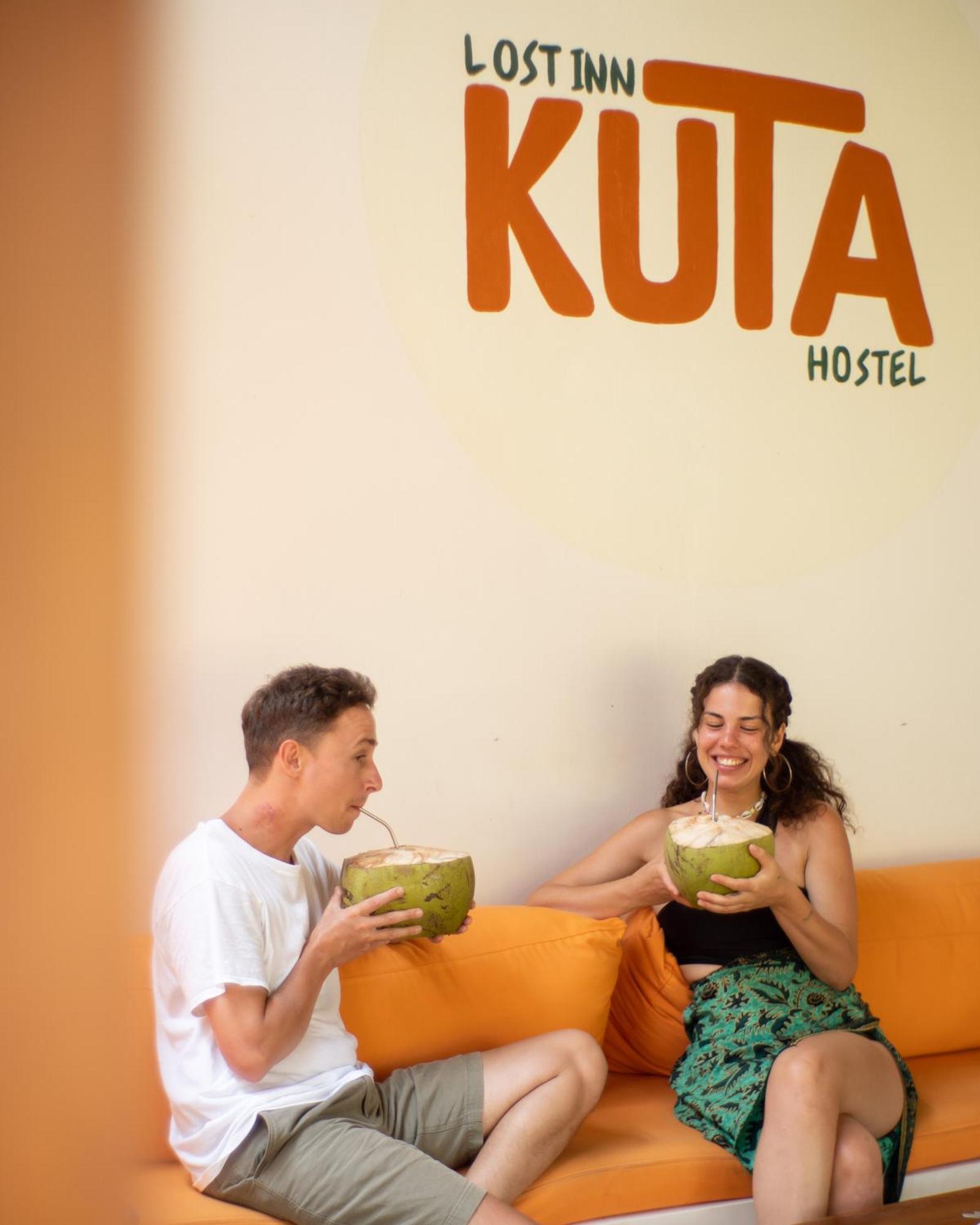 Lost Inn Kuta Capsule Hostel Εξωτερικό φωτογραφία
